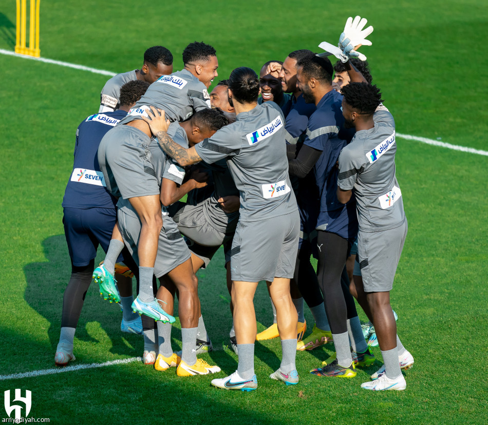 الهلال.. المالكي والمفرج يتركان معسكر النمسا