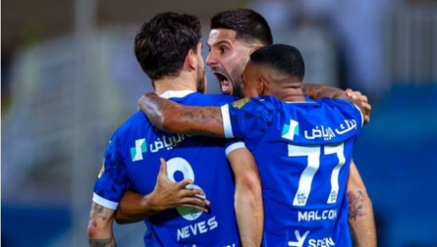 الهلال أمام الخلود